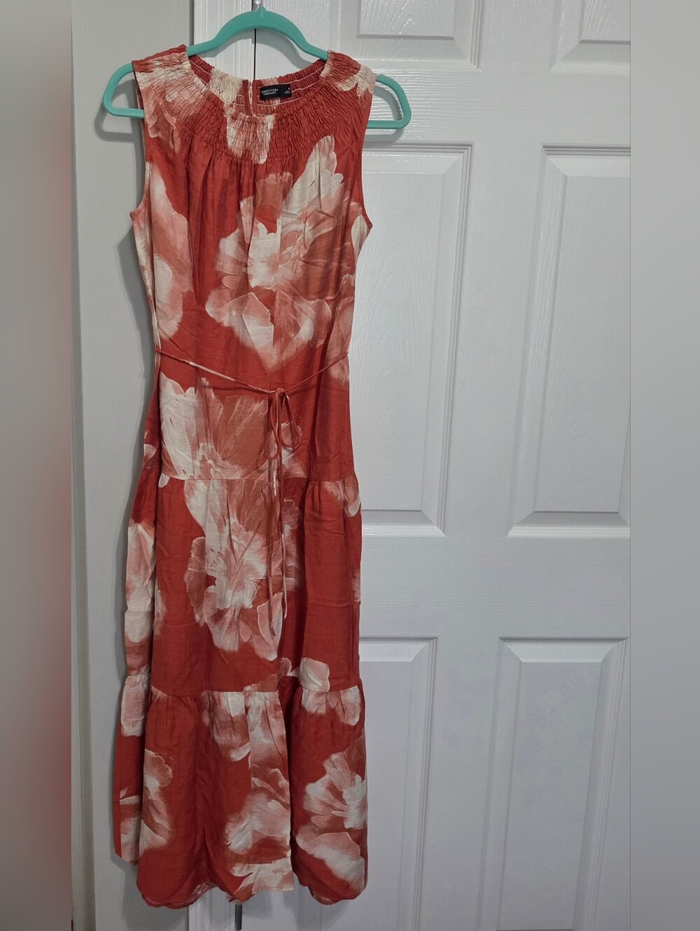 Simply Vera Vera Wang Coral Floral Tiered Midi Dress - Picture 2 of 6